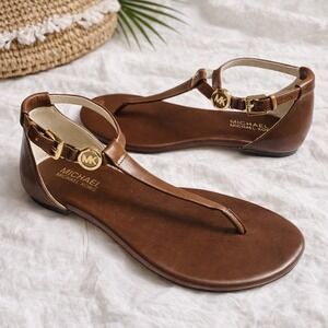 Michael Kors Chocolate Genuine Butter Soft‎ Leather Thong Plate Sandal Size 5.5